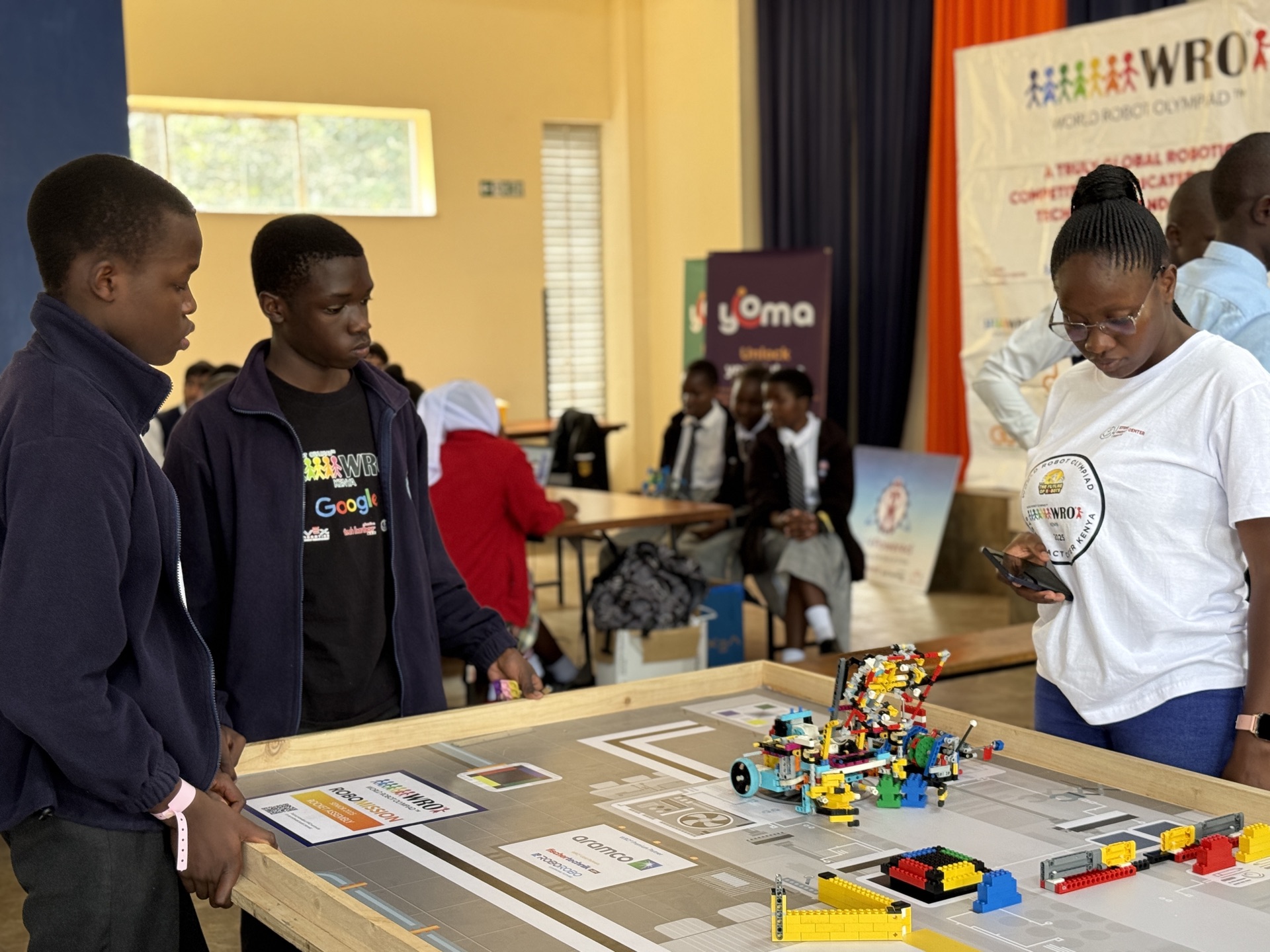 Students with LEGO Robot